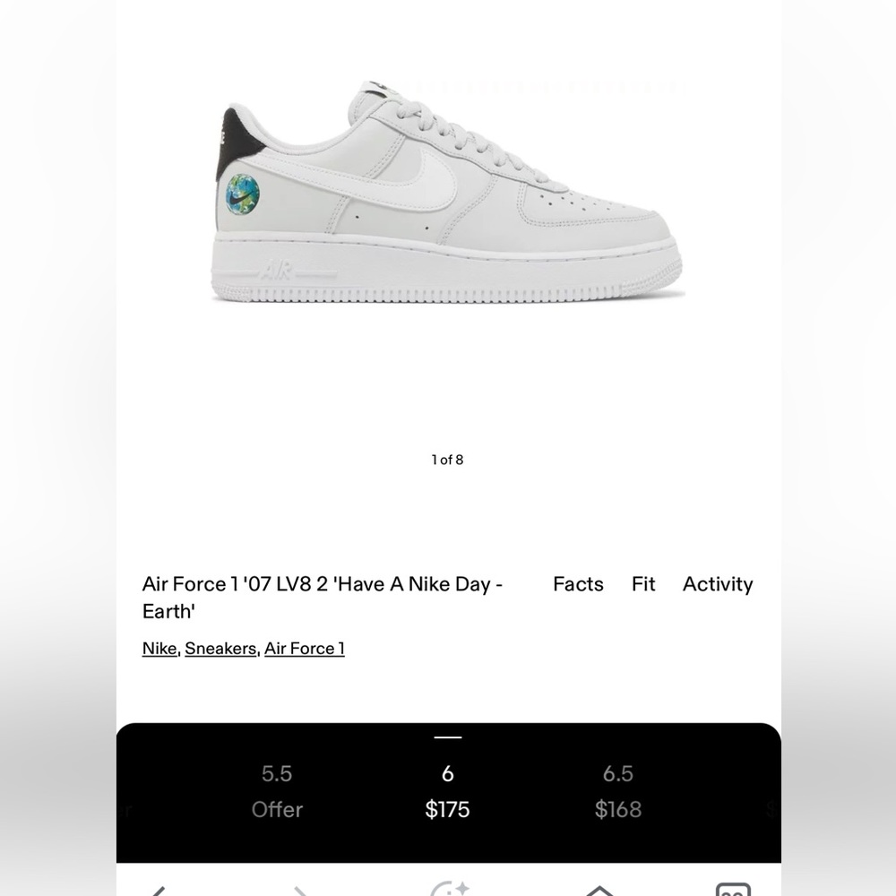 Have a nike day earth 🌍 🩶 Size 6 Y fits women’s 7.5.